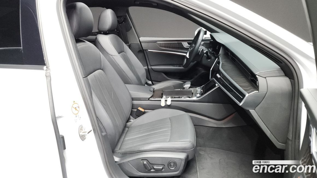 Audi A6 45 TFSI Quattro Premium, 2023