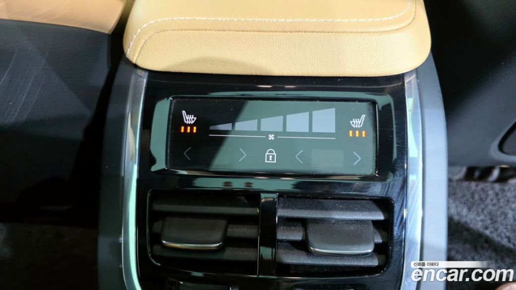 Volvo XC60 B5 Inscription, 2022