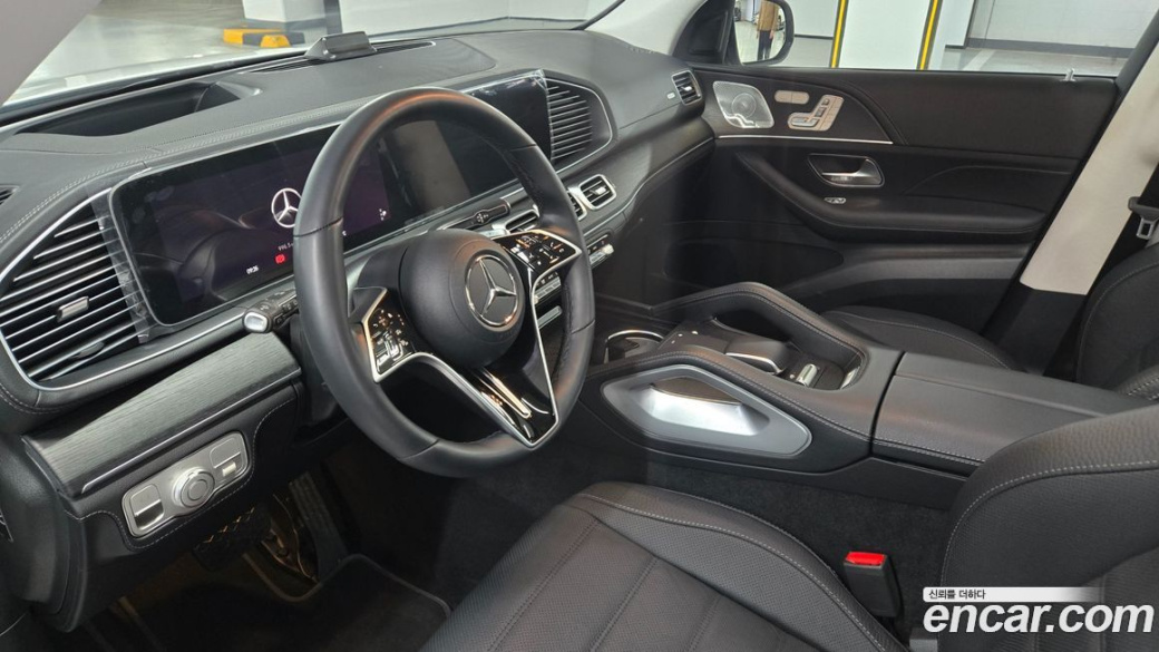 Mercedes-Benz GLE-Class GLE450 4MATIC, 2025