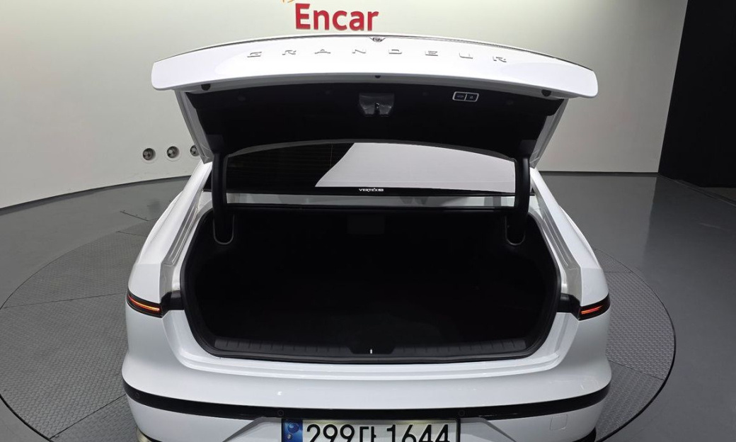 Hyundai Grandeur 2,5 Gasoline 2WD, 2023
