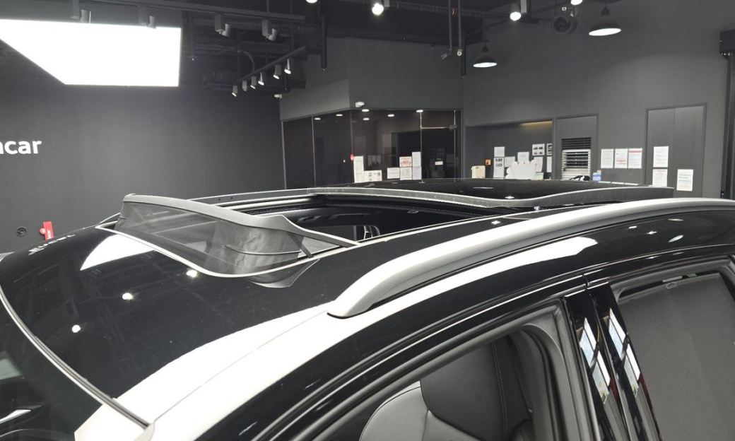 Audi Q5 40 TDI Quattro S Line Black Edition, 2025