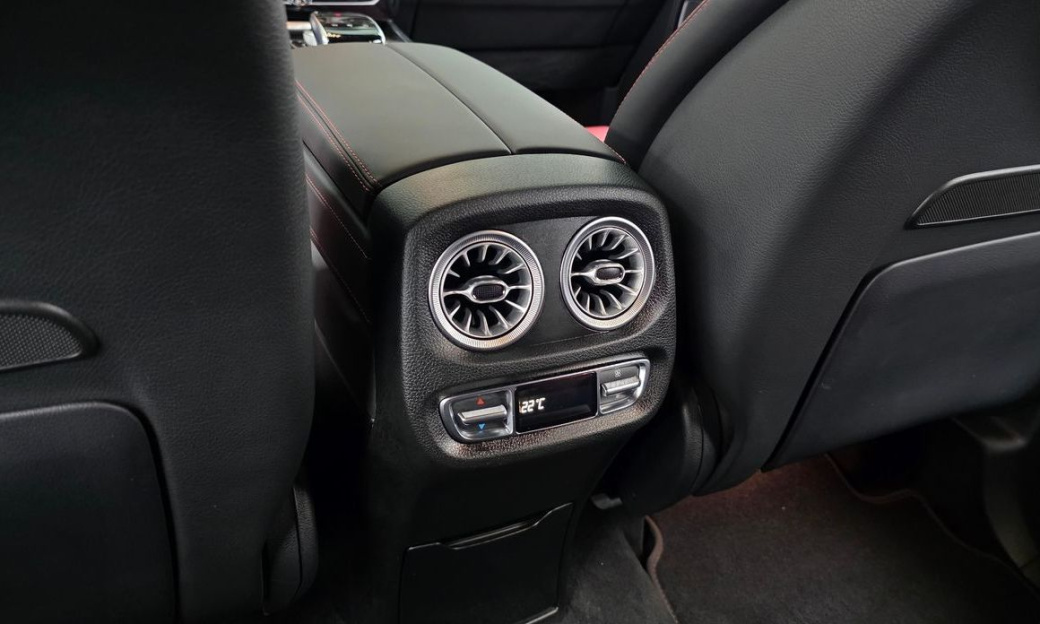 Mercedes-Benz G-Class AMG G63 Manufaktur, 2024