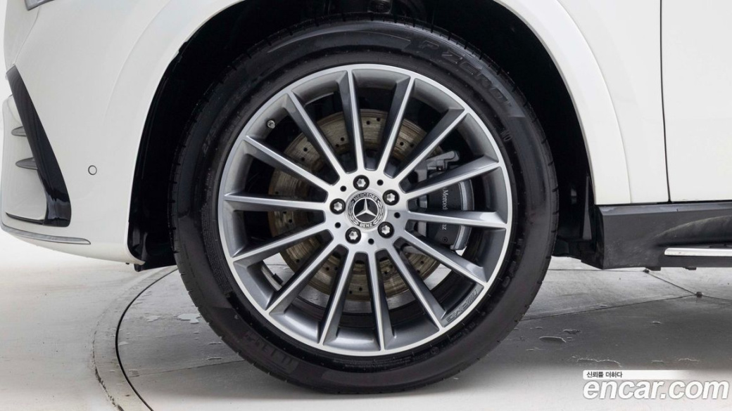 Mercedes-Benz GLE-Class GLE450 4MATIC, 2025