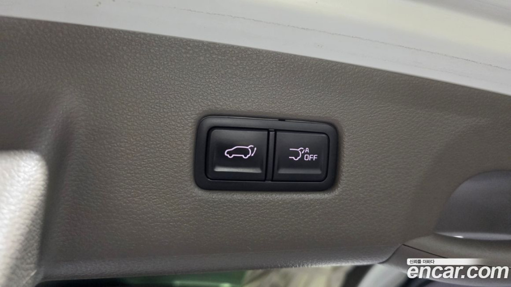 Kia Carnival 7-Seater Hi-Limousine, 2022