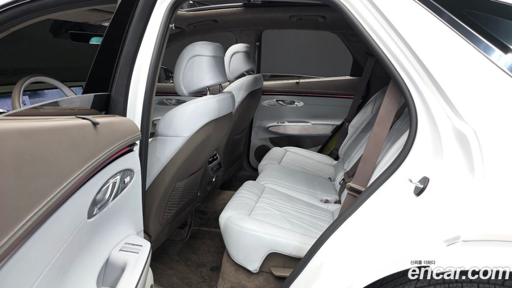 Genesis GV70 2.5T Gasoline 2WD, 2025