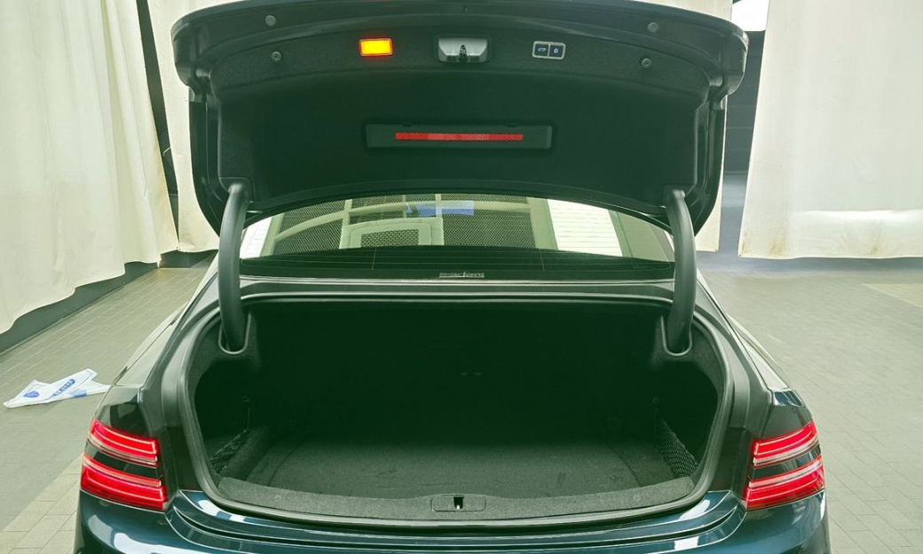 Genesis G80 Gasoline 2.5 Turbo AWD, 2025