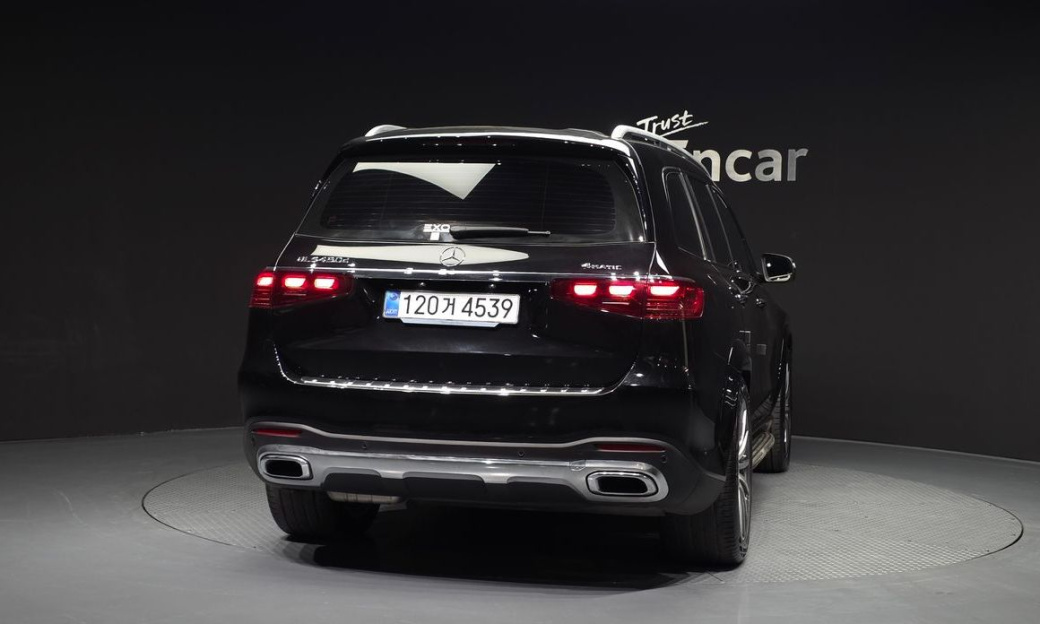 Mercedes-Benz GLS-Class GLS450d 4MATIC, 2025
