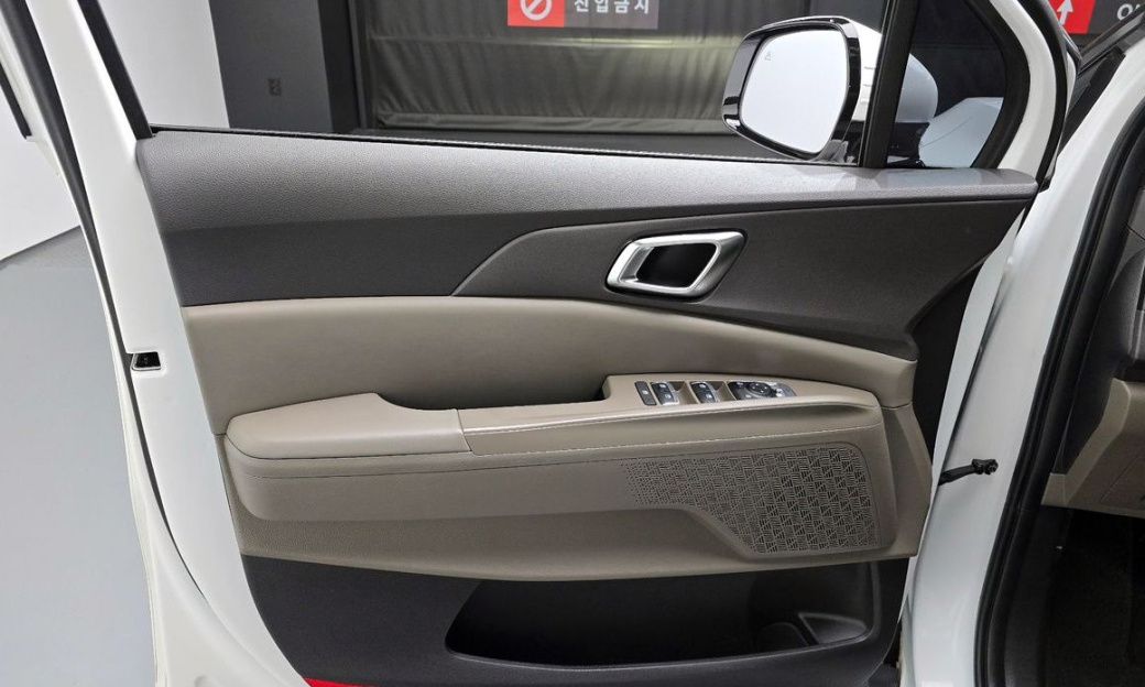 Kia Carnival 7-Seater Noblesse, 2025