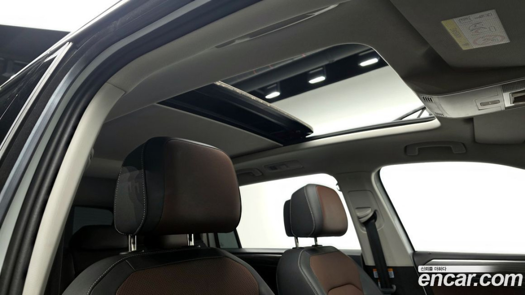 Volkswagen Tiguan 2.0 TSI Prestige, 2023