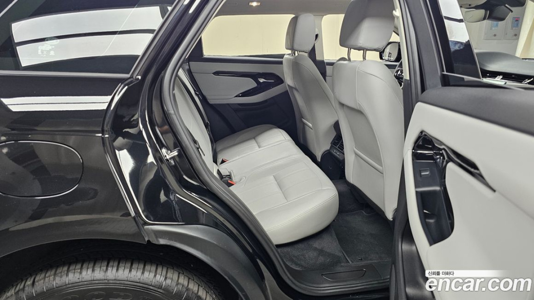Land Rover Range Rover Evoque P250 S, 2025