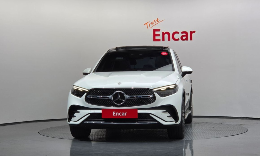 Mercedes-Benz GLC-Class GLC300 4MATIC AMG Line, 2025