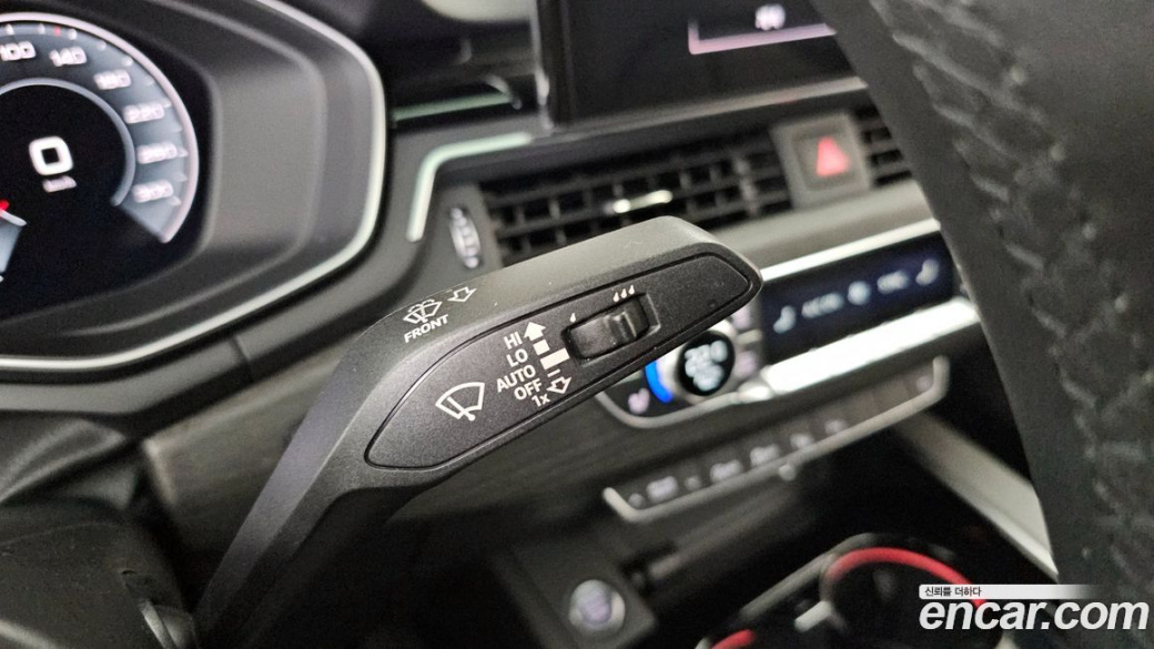 Audi A4 35 TDI Premium, 2023