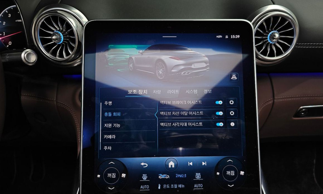Mercedes-Benz SL-Class AMG SL63 4MATIC+, 2024