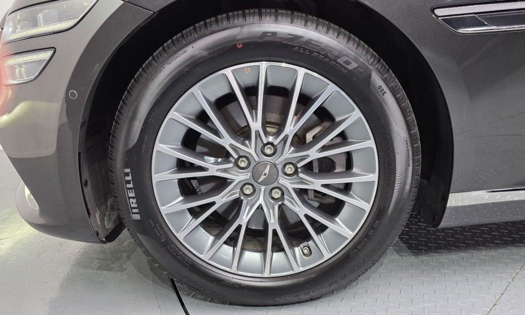 Genesis G80 Gasoline 2.5 Turbo AWD, 2024