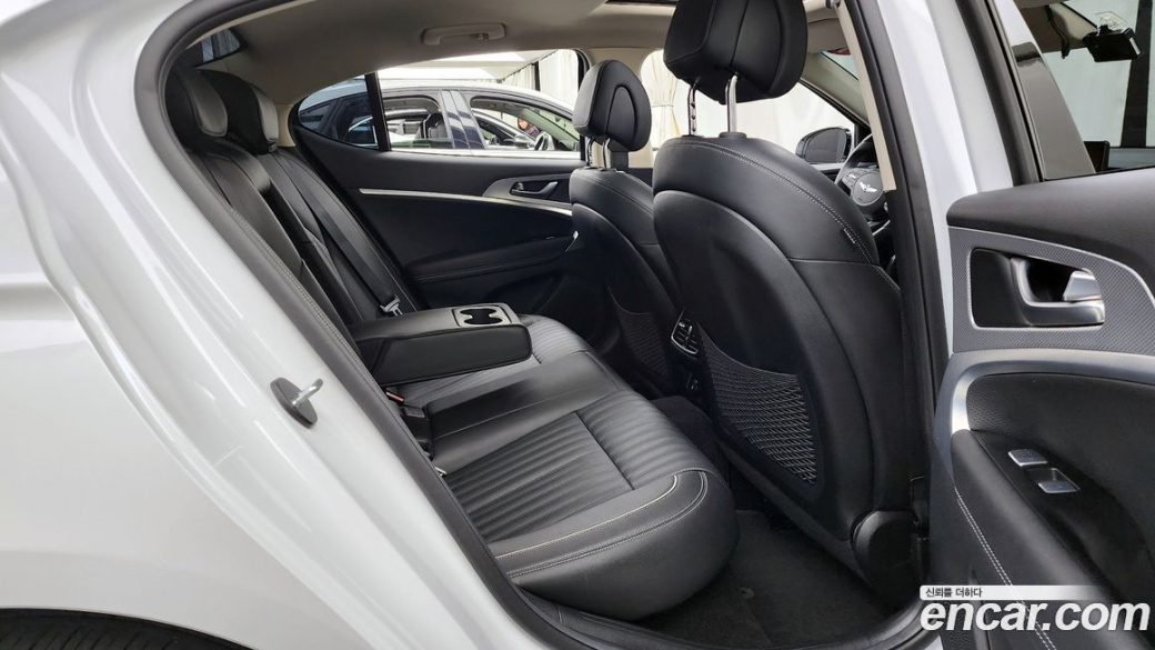 Genesis G70 Gasoline 2.0T 2WD, 2023