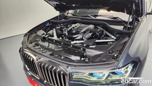 BMW X7 M50i 6STR, 2022