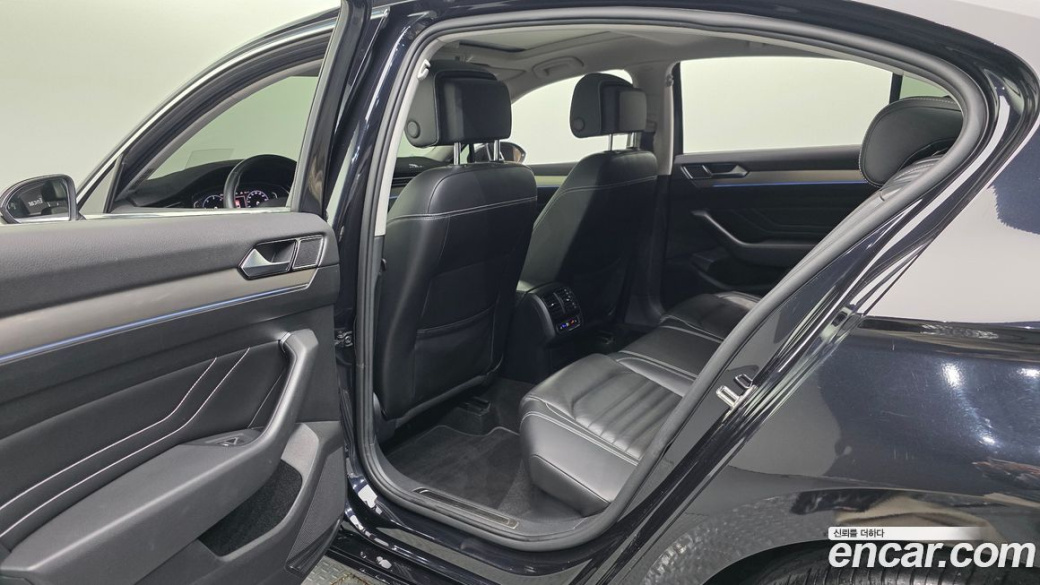 Volkswagen Passat 2.0 TDI Prestige, 2022