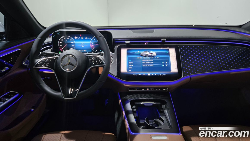 Mercedes-Benz E-Class E220d 4MATIC Exclusive, 2025