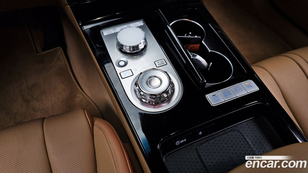 Genesis G80 Gasoline 2.5 Turbo AWD, 2025