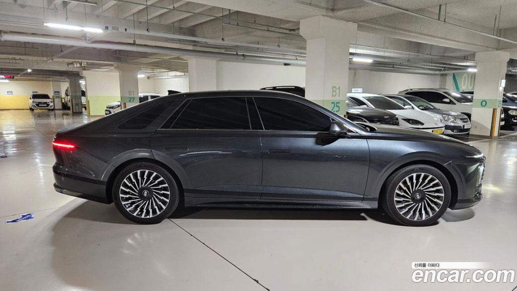 Hyundai Grandeur 2,5 Gasoline 2WD, 2023