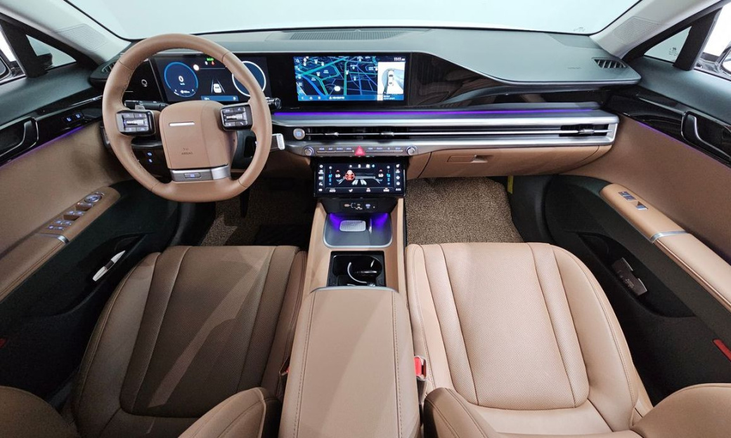 Hyundai Grandeur 2,5 Gasoline 2WD, 2025