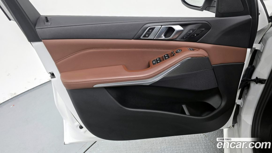 BMW X5 xDrive 30d M Sport, 2022