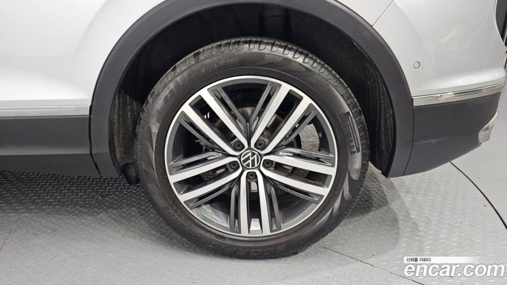 Volkswagen Tiguan 2.0 TDI Prestige, 2023