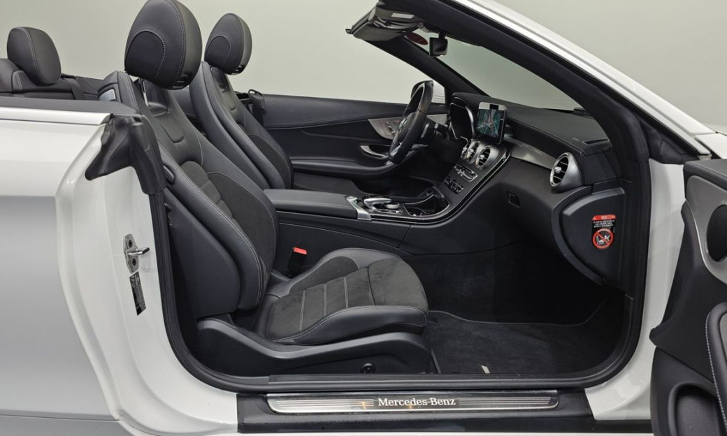 Mercedes-Benz C-Class C200 Cabriolet, 2023