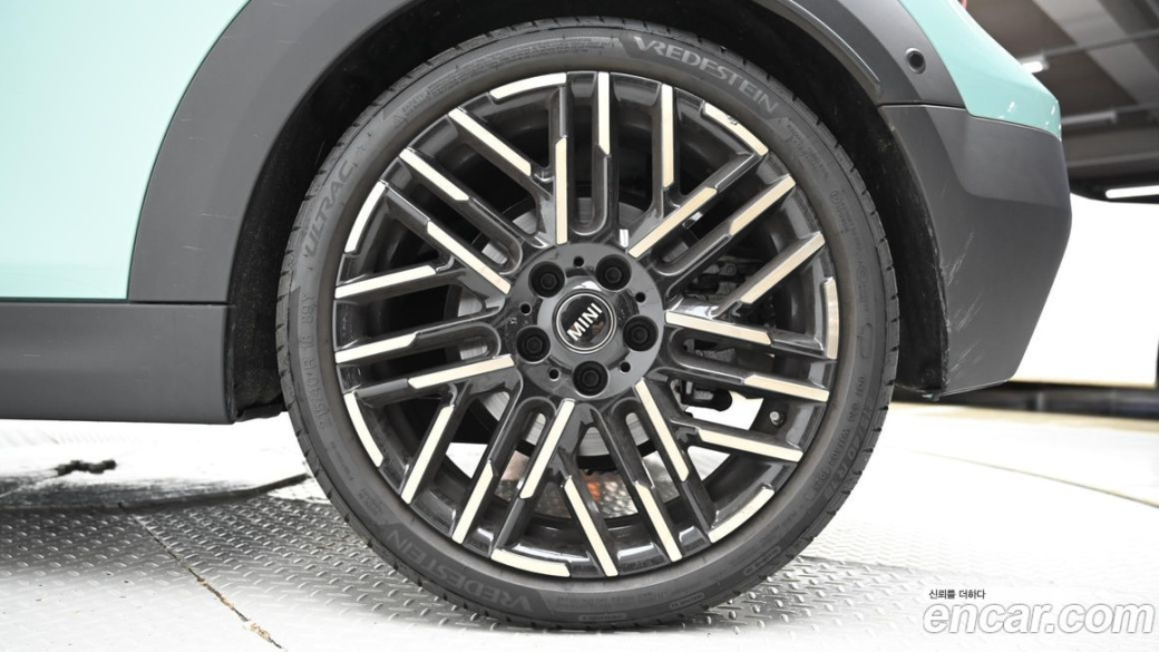 Mini Cooper Convertible Favoured, 2025
