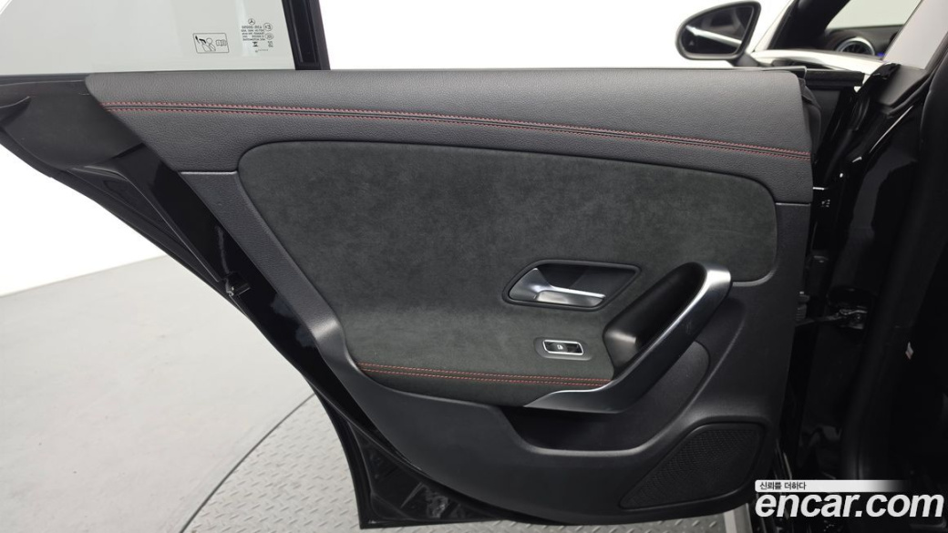 Mercedes-Benz CLA-Class CLA250 4MATIC, 2023