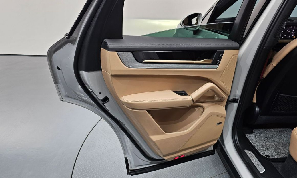 Porsche Cayenne 3.0 Coupe, 2024