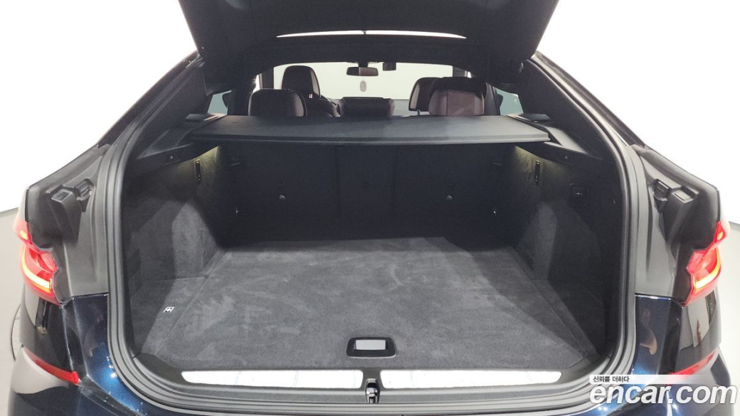 BMW Gran Turismo 640i xDrive M Sport, 2023