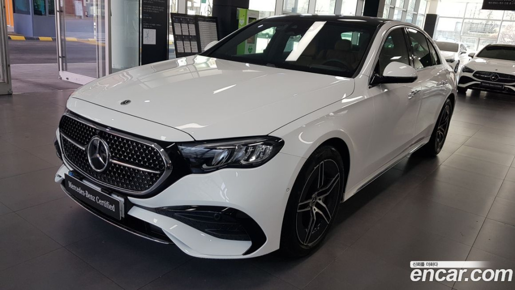 Mercedes-Benz E-Class E200 AMG Line, 2026