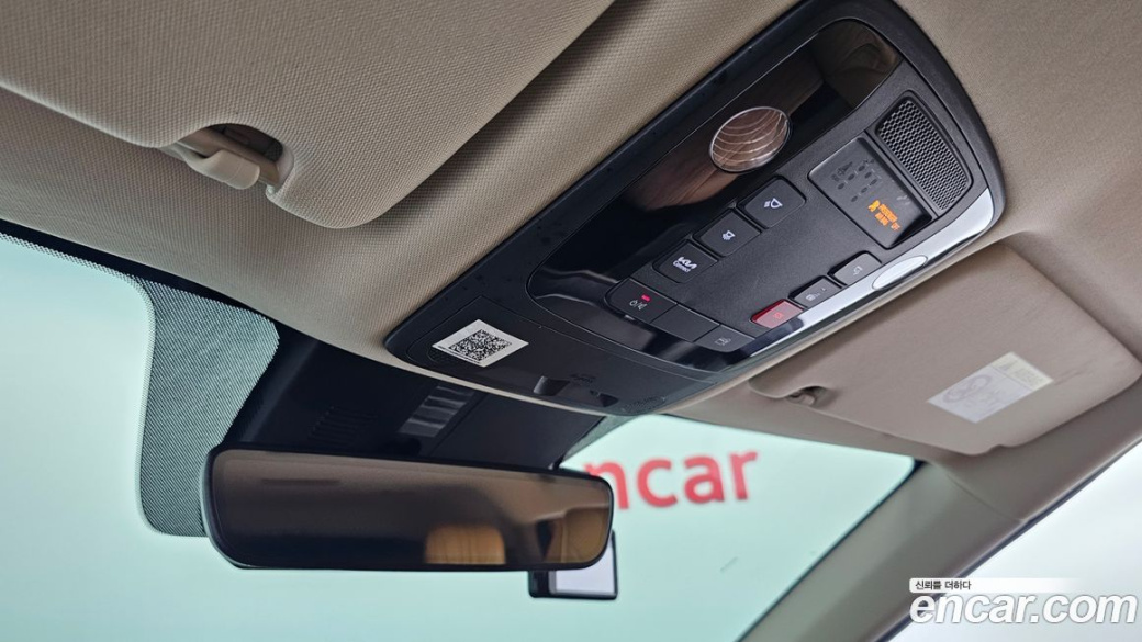 Kia Carnival 9-Seater Noblesse, 2023