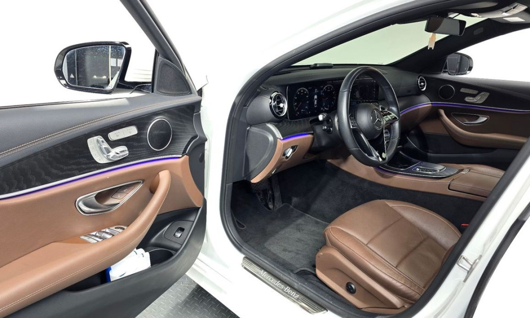 Mercedes-Benz E-Class E250 AMG Line, 2023