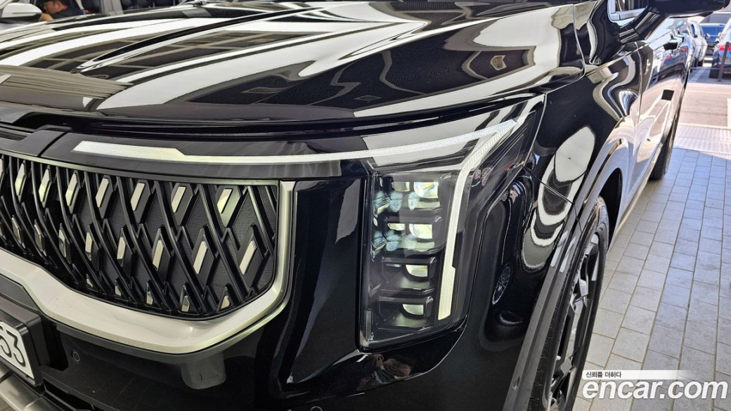 Kia Carnival 9-Seater Noblesse, 2024