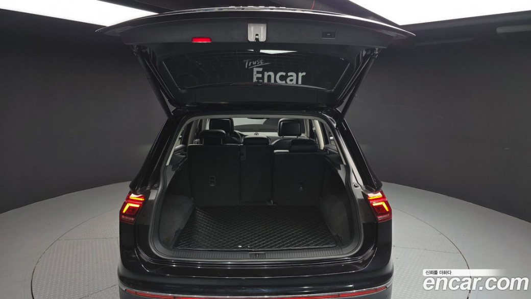 Volkswagen Tiguan 2.0 TDI Prestige, 2023