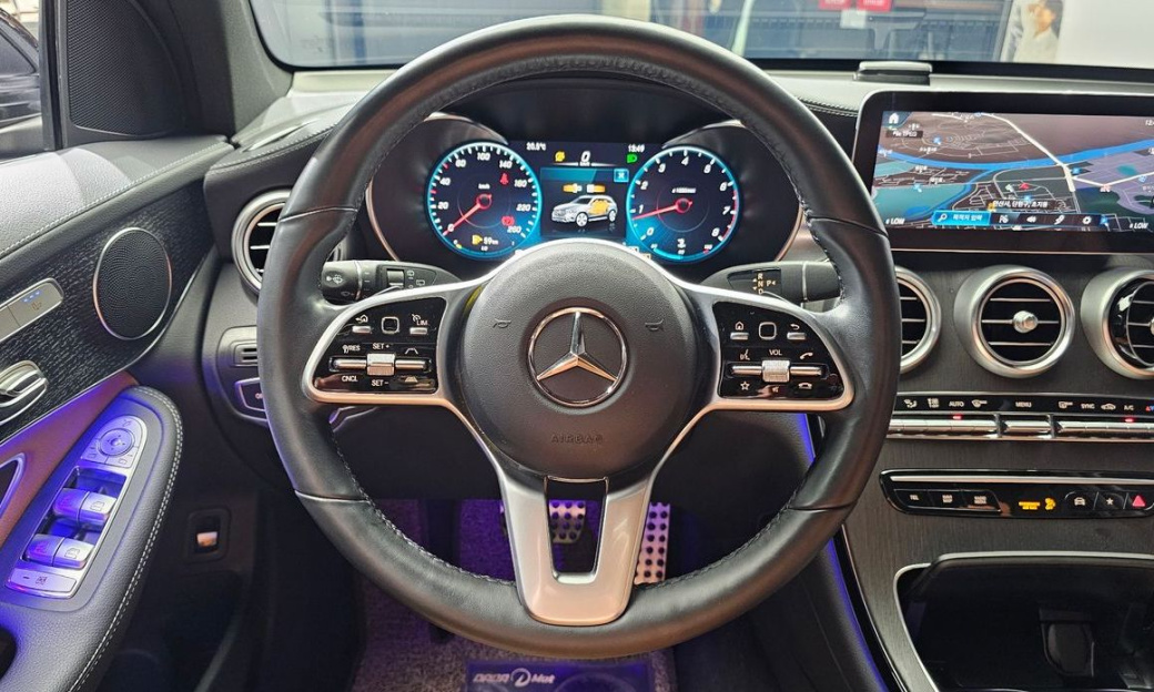 Mercedes-Benz GLC-Class GLC300 4MATIC, 2022