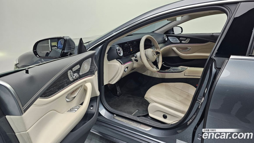 Mercedes-Benz CLS-Class CLS300d 4MATIC, 2022