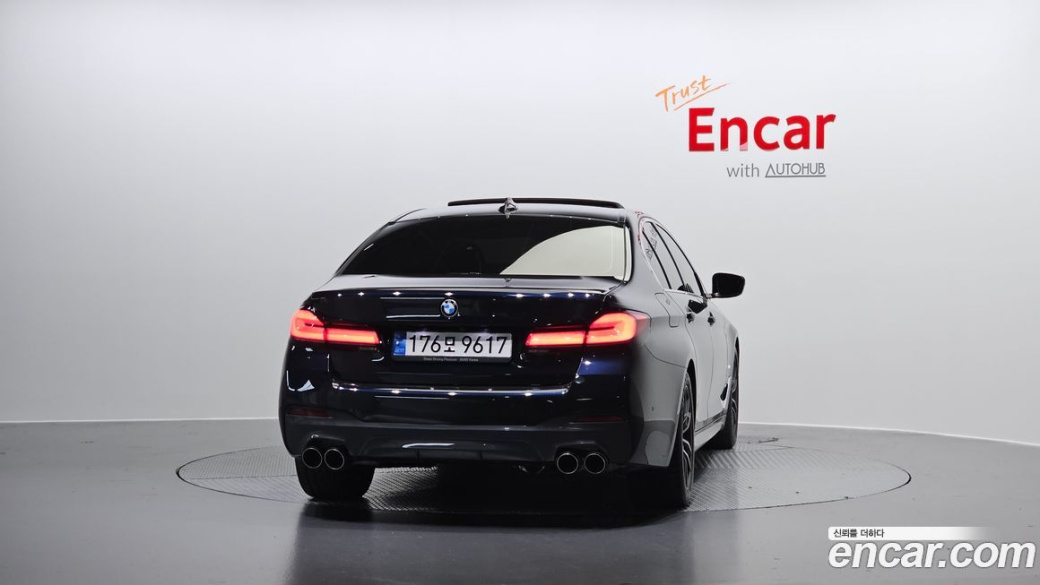 BMW 5-Series 520i M Sport, 2022