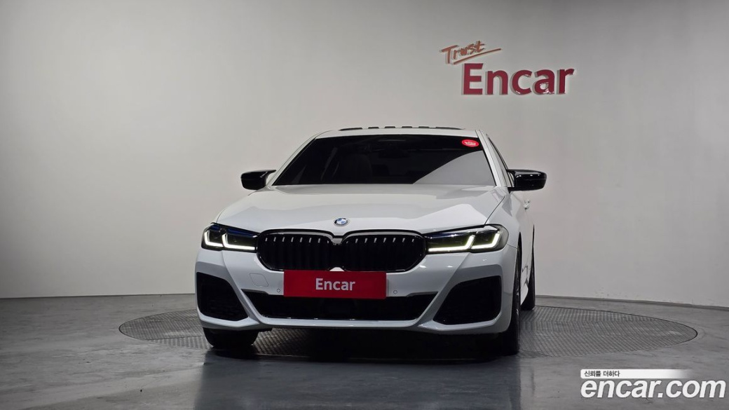 BMW 5-Series 530i M Sport Package, 2023