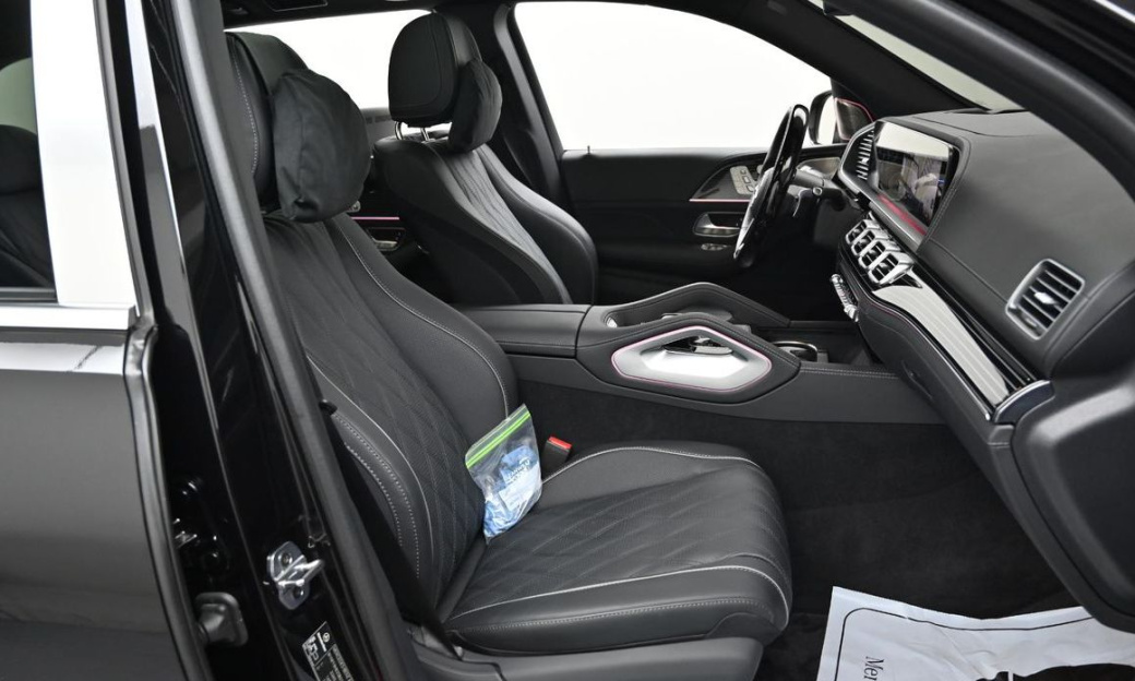 Mercedes-Benz GLS-Class Maybach GLS600 4MATIC, 2025
