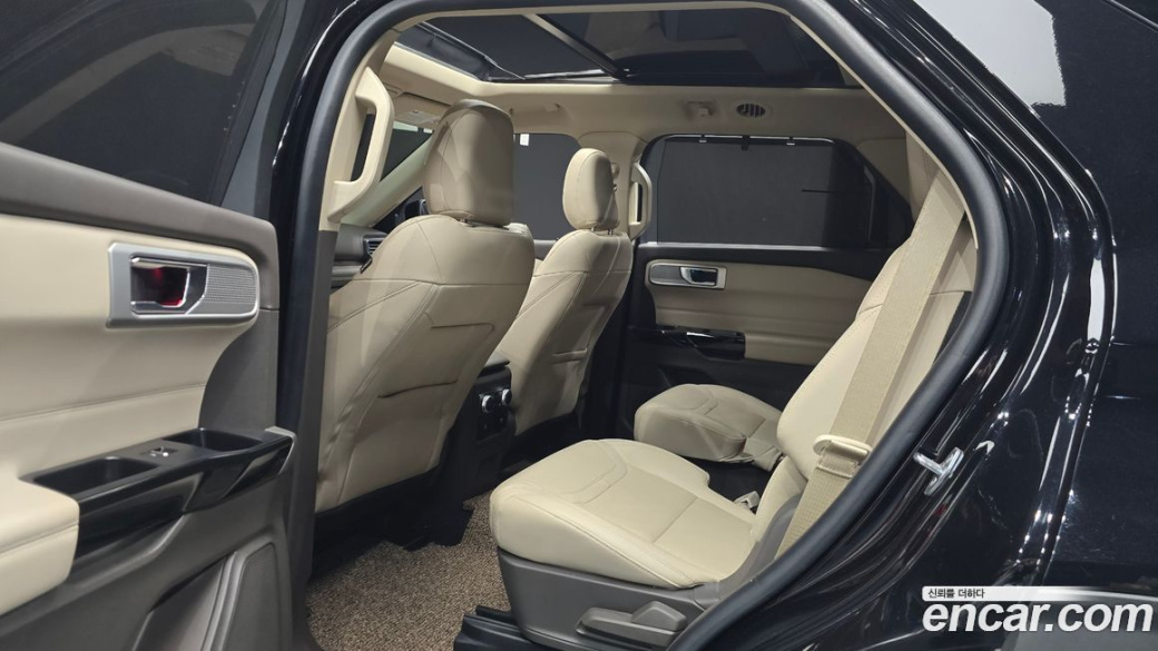 Ford Explorer 3.0 Platinum 4WD, 2022