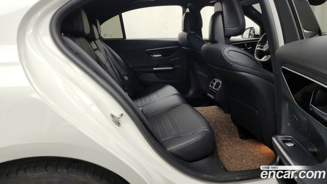 Mercedes-Benz C-Class C300 AMG Line, 2022