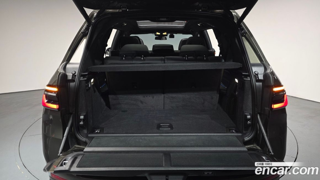 BMW X7 xDrive 40i Design Pure Excellence 7-Seater, 2024