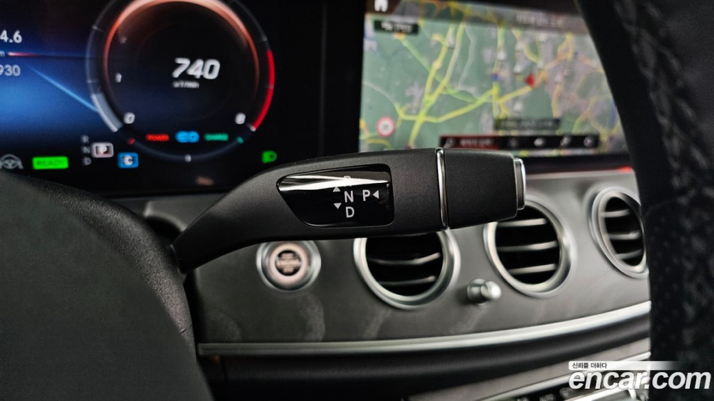 Mercedes-Benz E-Class E350 4MATIC AMG Line, 2022