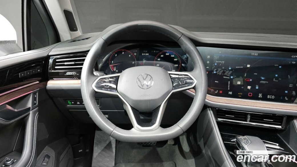 Volkswagen Touareg 3.0 TDI Prestige, 2024