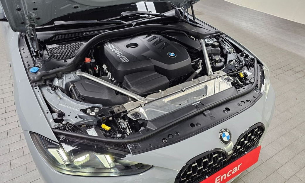 BMW 4-Series 420i M Sport Pro Convertible, 2025