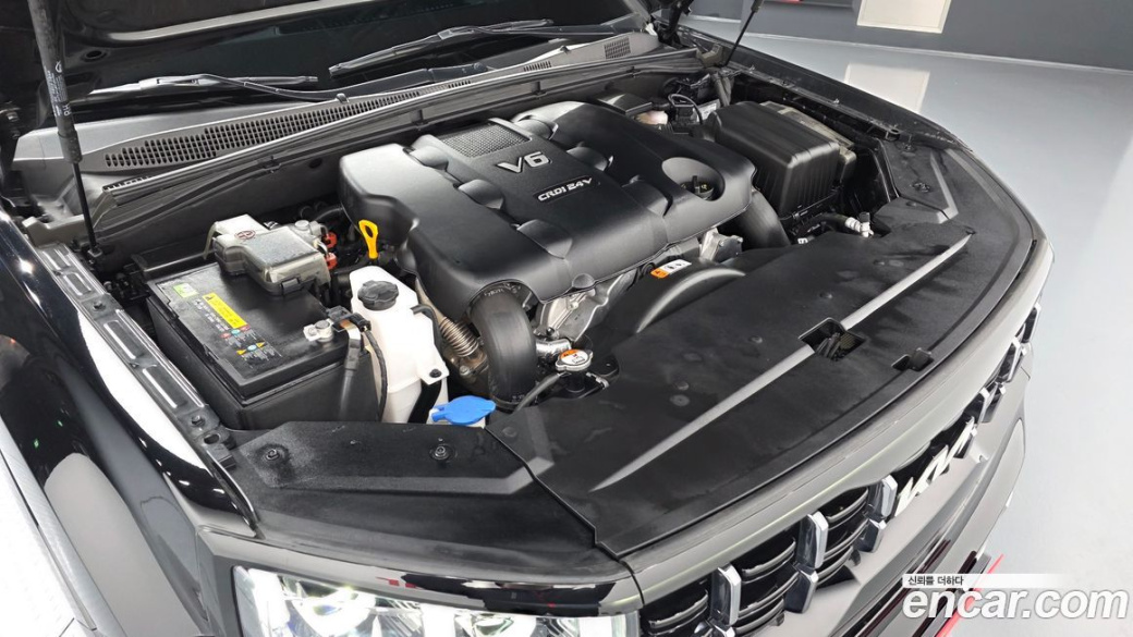 Kia Mohave Diesel 3.0 4WD 5-Seater, 2024