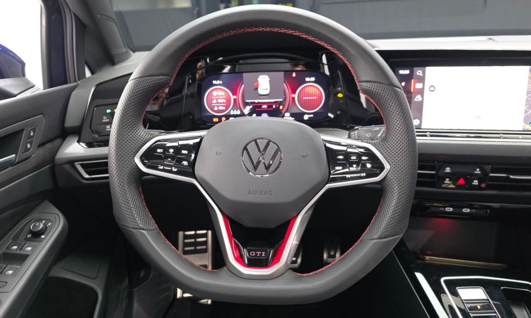 Volkswagen Golf 2.0 GTI, 2024